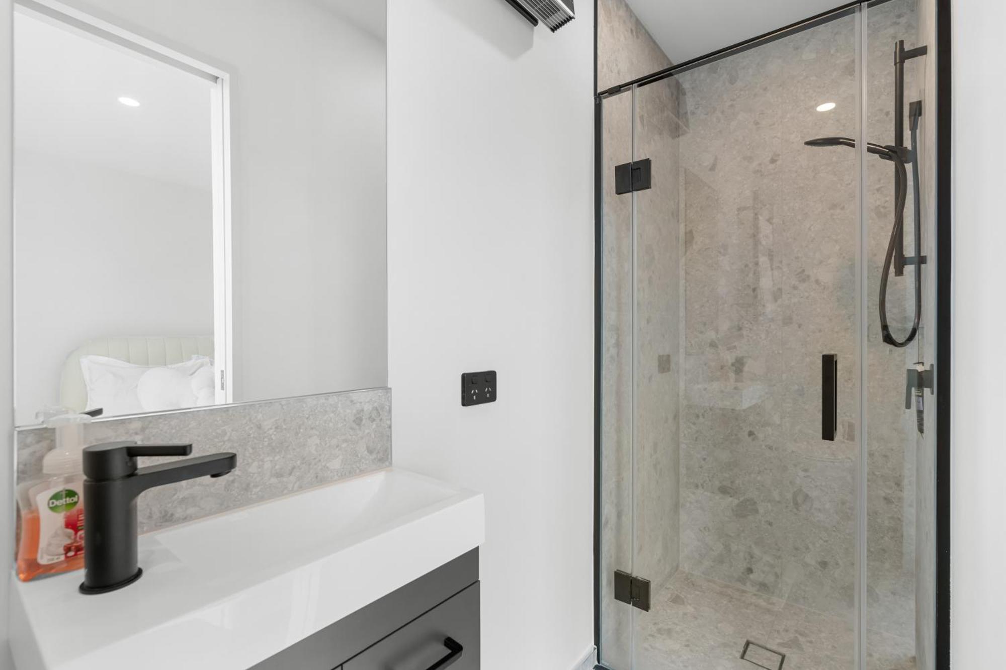 Modern Luxury Suite Near Cbd 3Bed 2Bath Christchurch Dış mekan fotoğraf